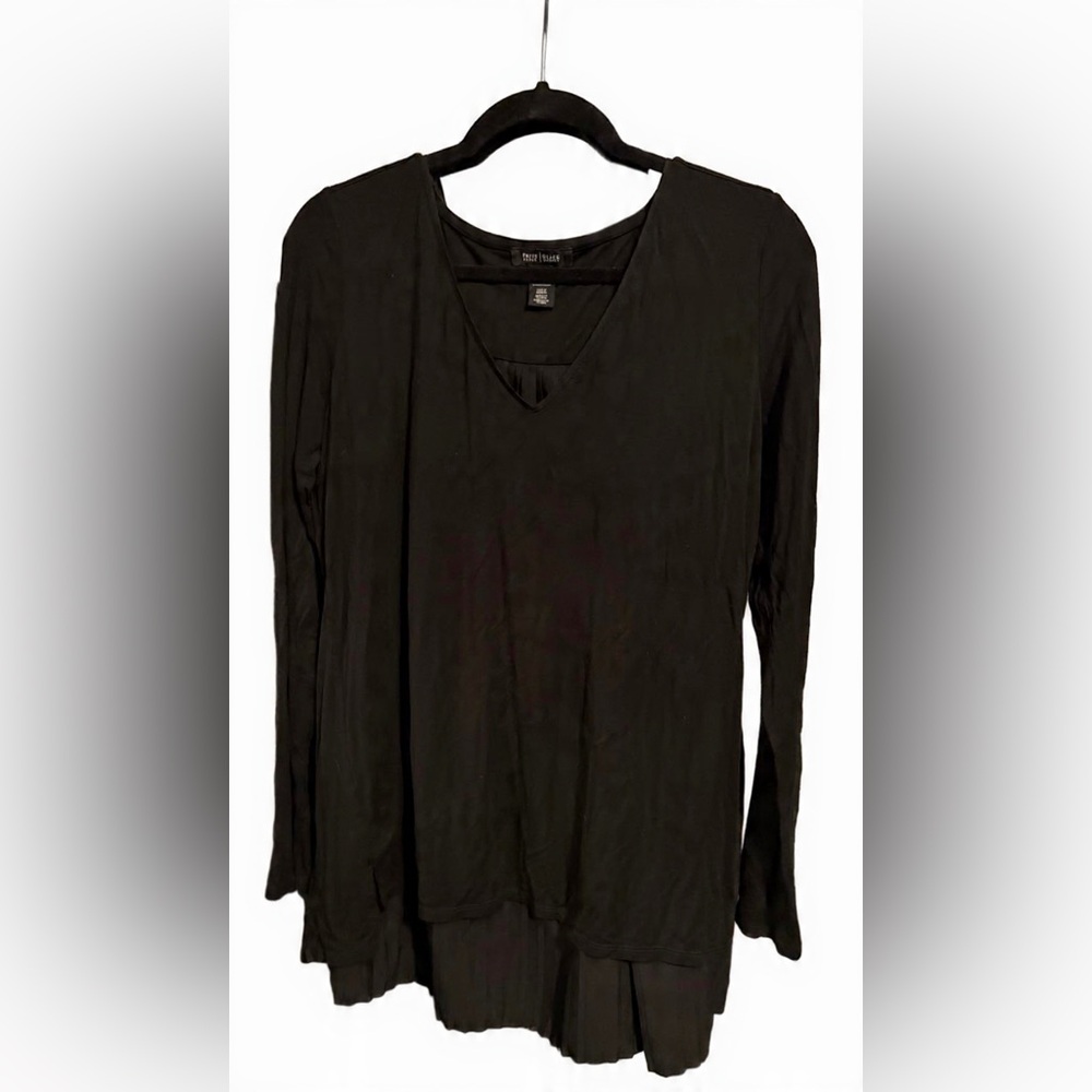 WHITE HOUSE BLACK MARKET Shirt- Pleated Back Flowy Long Sleeve- L